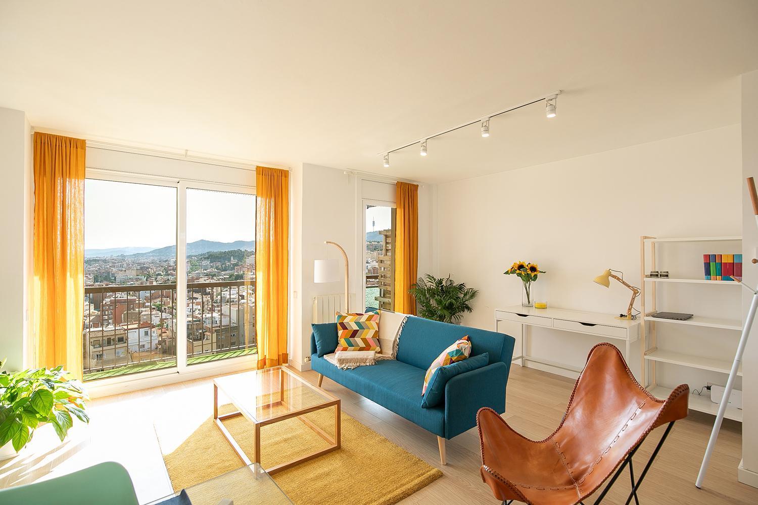 Magnificent Views, 3 Bedrooms, Terrace *